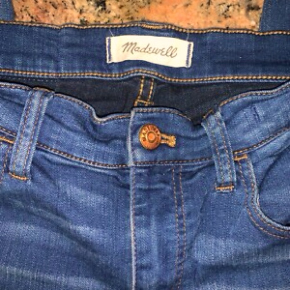 Madewell Med- Rise skinny Blue Jeans with Classic Medium-Wash